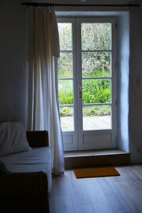 Relax With Art And Nature Mellionnec Luaran gambar
